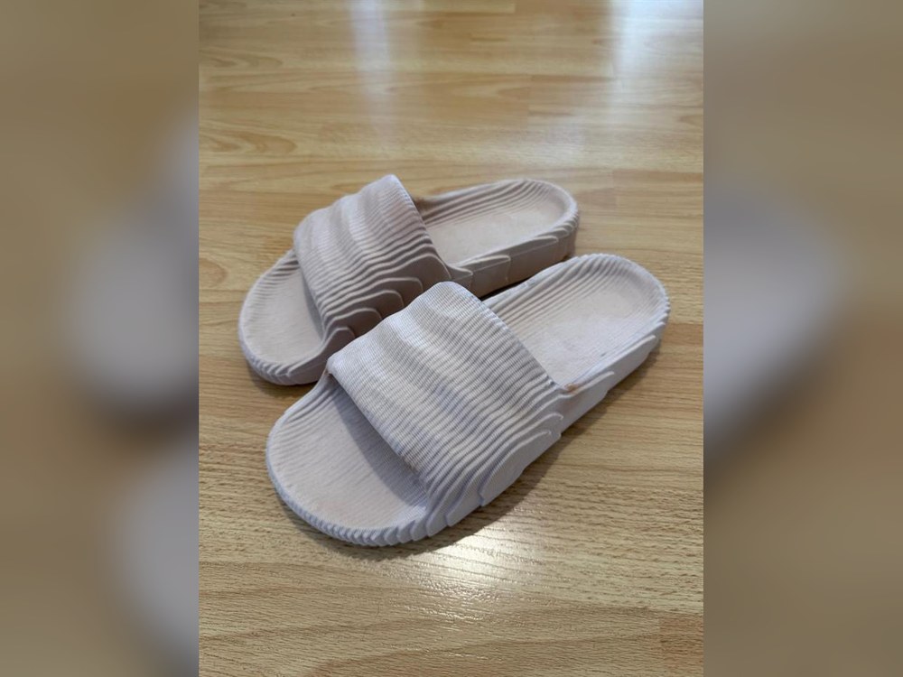 Adilette Beige