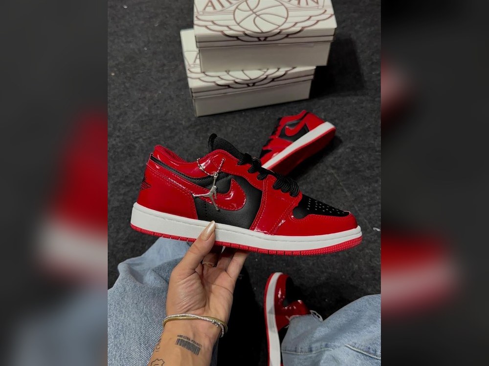 Jordan Low Chicago