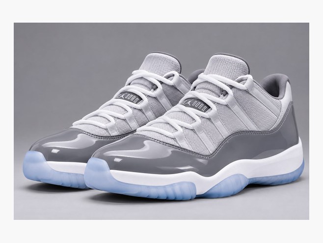 Jordan retro 11 low CEMENT GREY