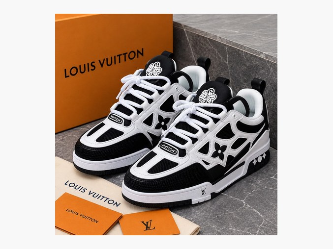LV skate BLACK AND WHITE