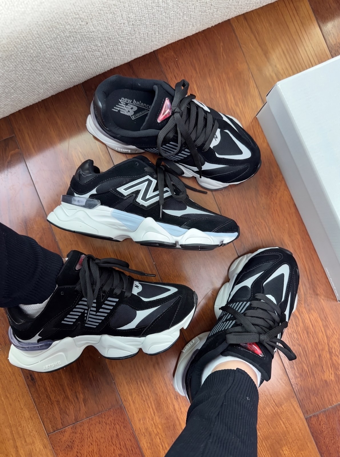 New Balance 9060 Black, White And Red