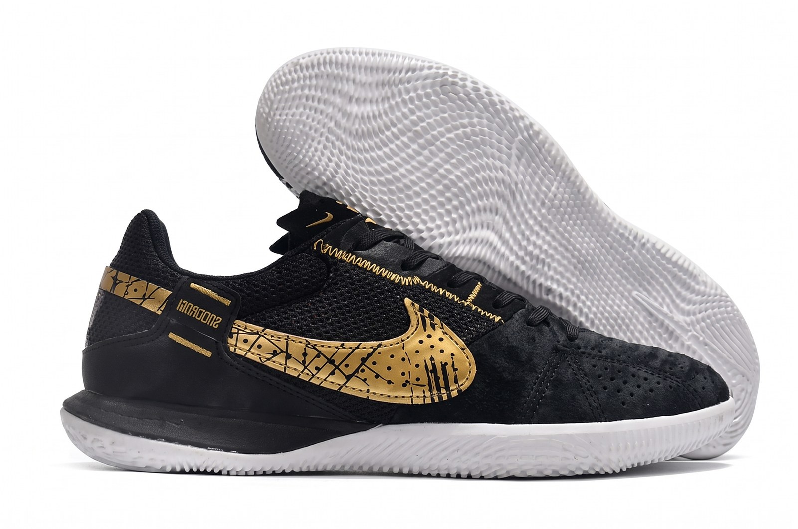 Nike Futsal Street Gato Negro y Dorado