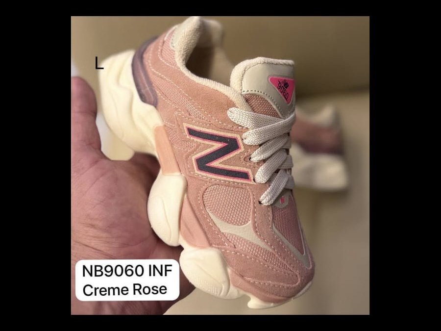 New Balance 9060 Rosa