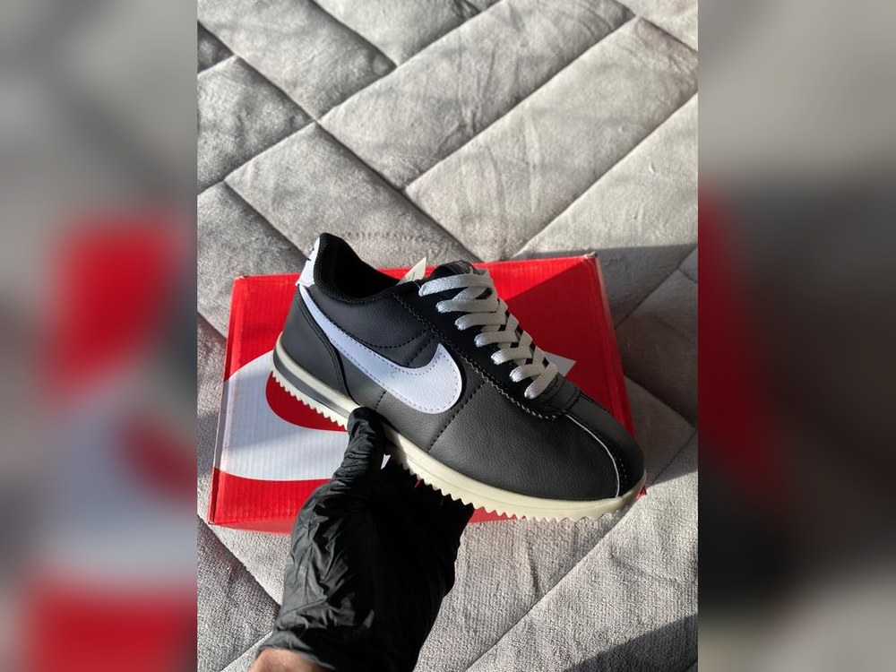 Nike Cortez
