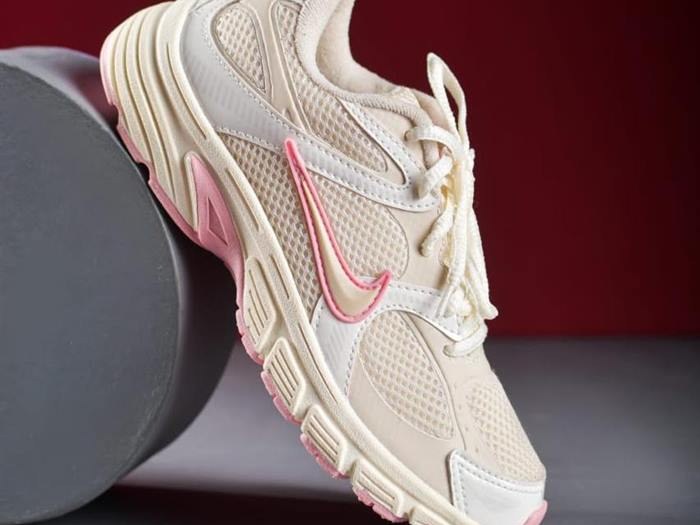 Nike V5 RNR Rose