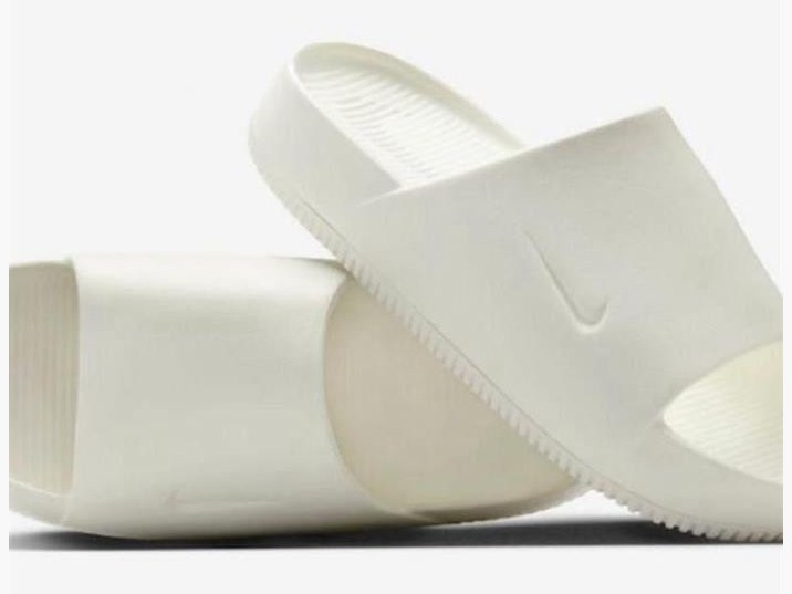 Ojotas Nike Calm Crema