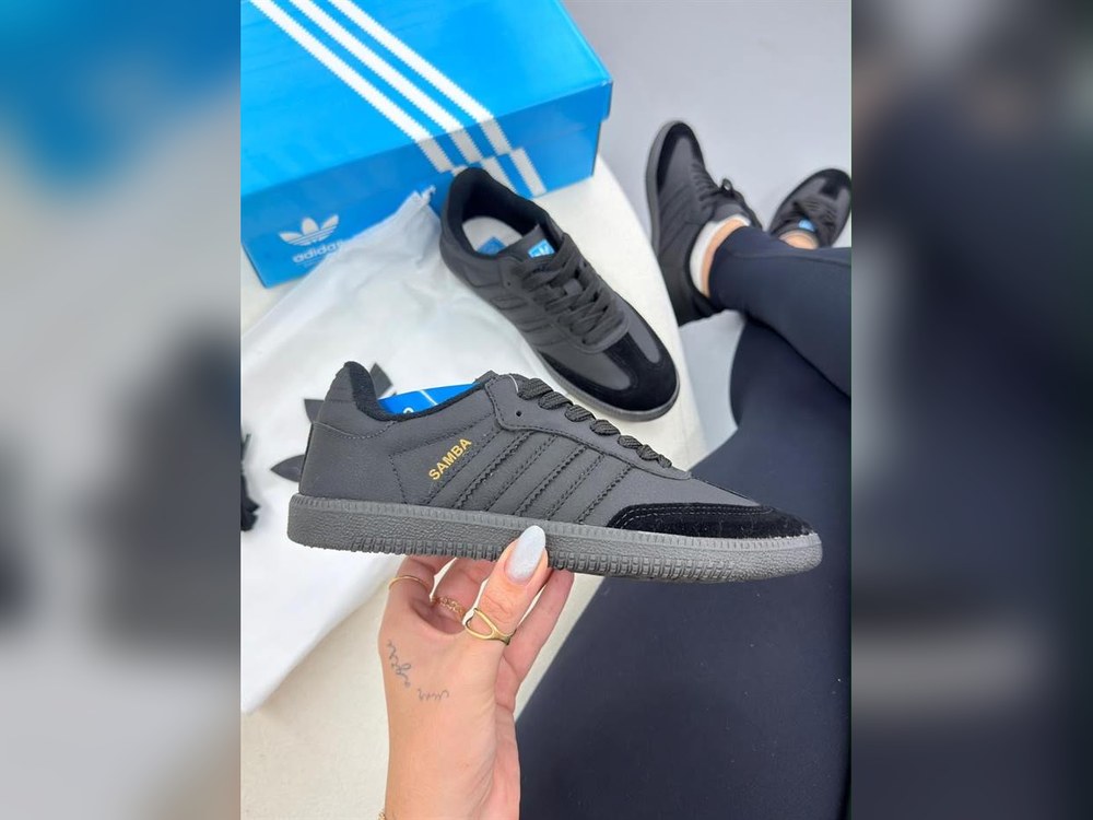 Samba Total Black