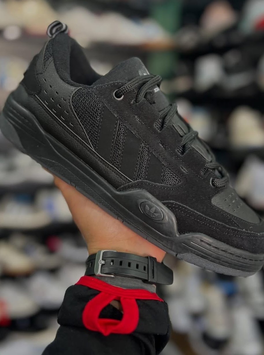 Adi2000 Black