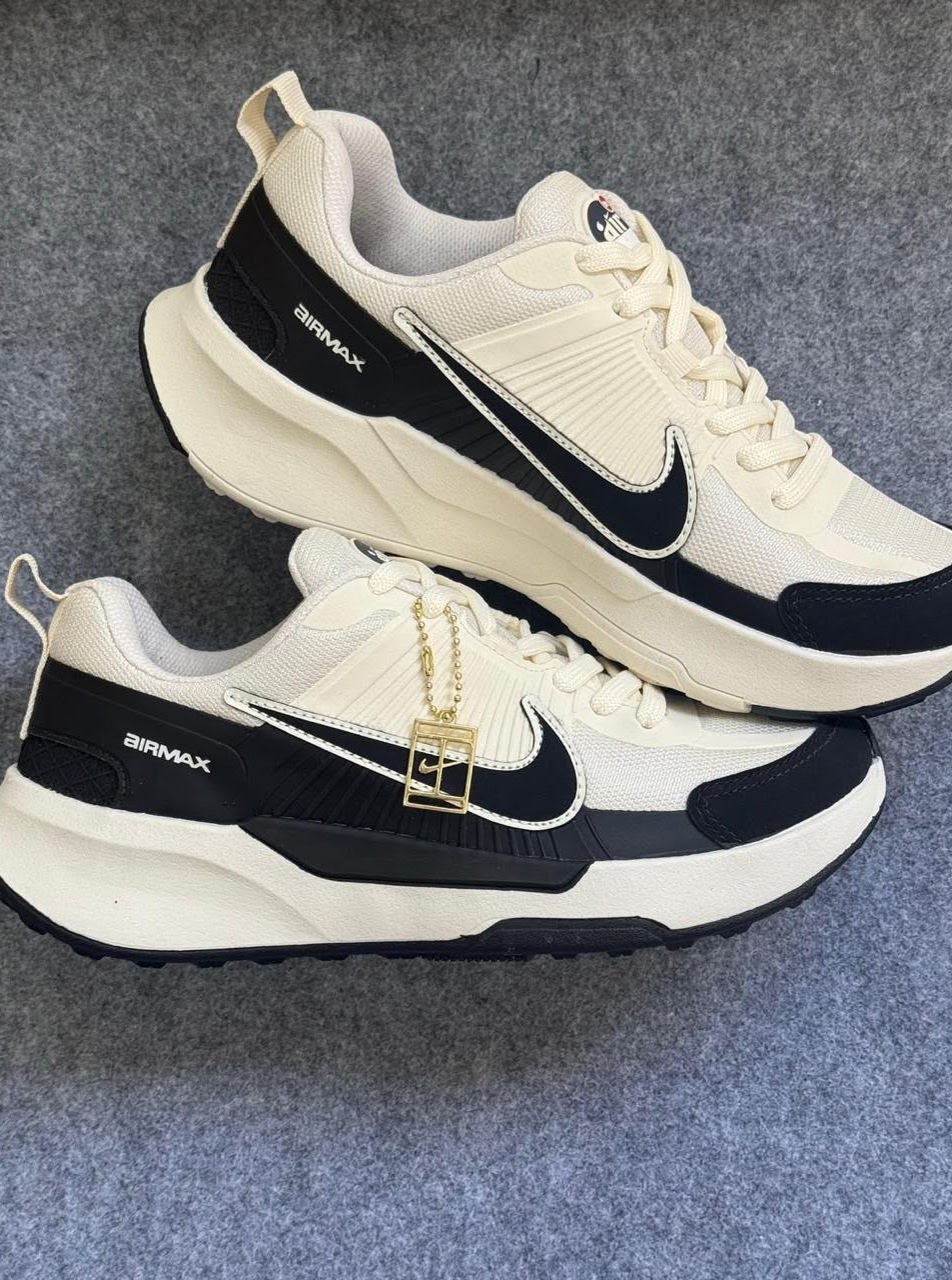 Air Max Cream And Black
