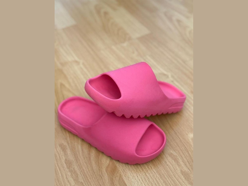 Yeezy Fucsia